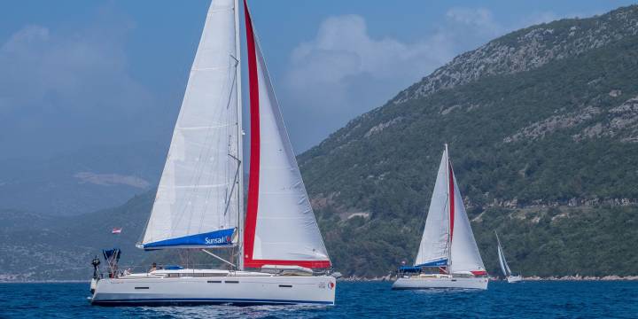 dubrovnik_aci_marina_sail