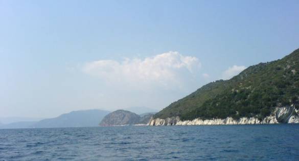 Lefkas Yacht Charter
