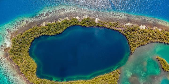 14 Day Belize Bareboat Itinerary