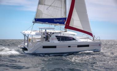 Bareboat Yacht Charter & Sailing Holidays