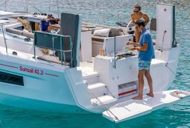 Sunsail 41.3 Layout