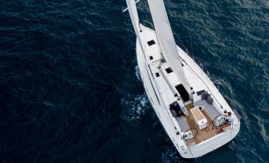 Oceanis 40.1 Deck