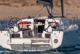 Sunsail 38.0 Deck