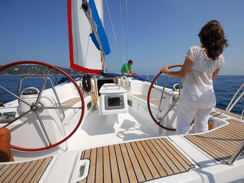 Sunsail Oceanis 43.4 steering wheel
