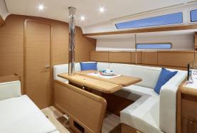 Sunsail 38 – 3 cabin Monohull