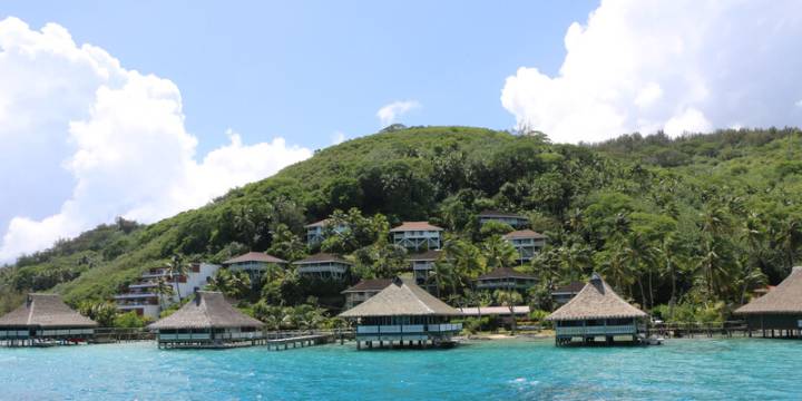 7 Day Tahiti Bareboat Itinerary